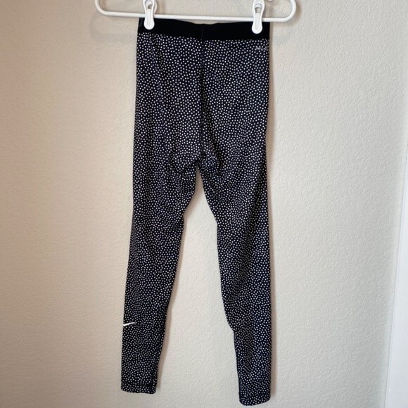 Nike Pro Hyperwarm Black & White Polka Dot Compression Tights - Size XS. EUC - Picture 3 of 5